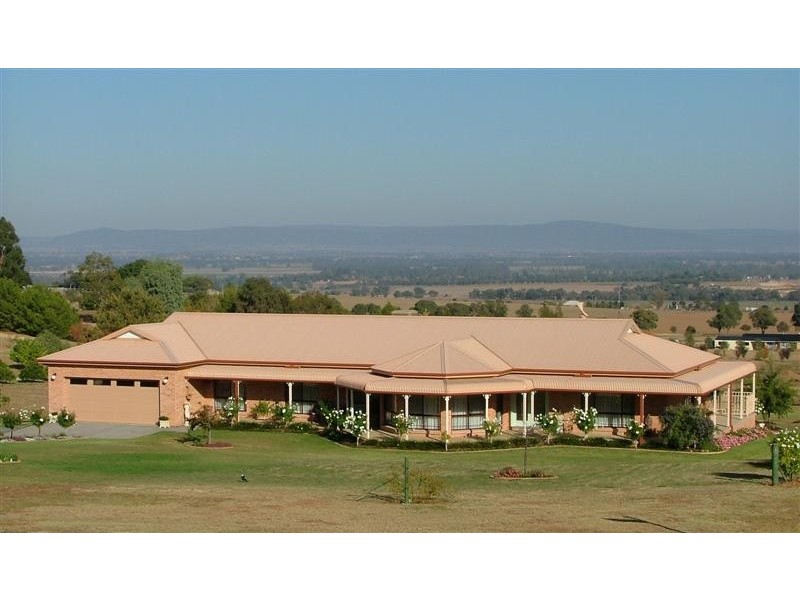 1 Gower Hardy Circuit, Cowra NSW 2794
