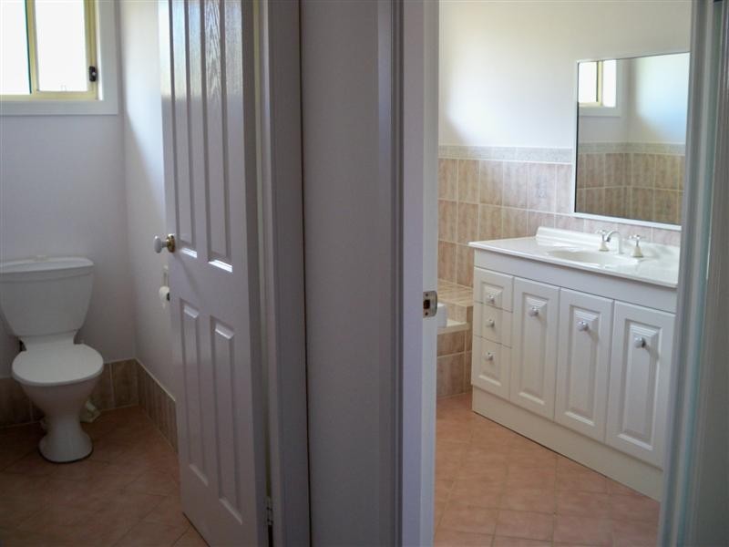 5 Casuarina Close, Cowra NSW 2794