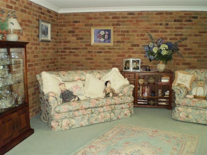 17 Karinya Street, Cowra NSW 2794