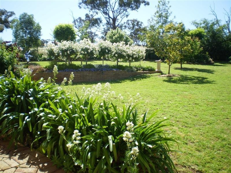 17 Karinya Street, Cowra NSW 2794