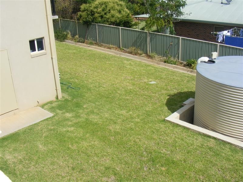 22 Acacia Circle, Cowra NSW 2794