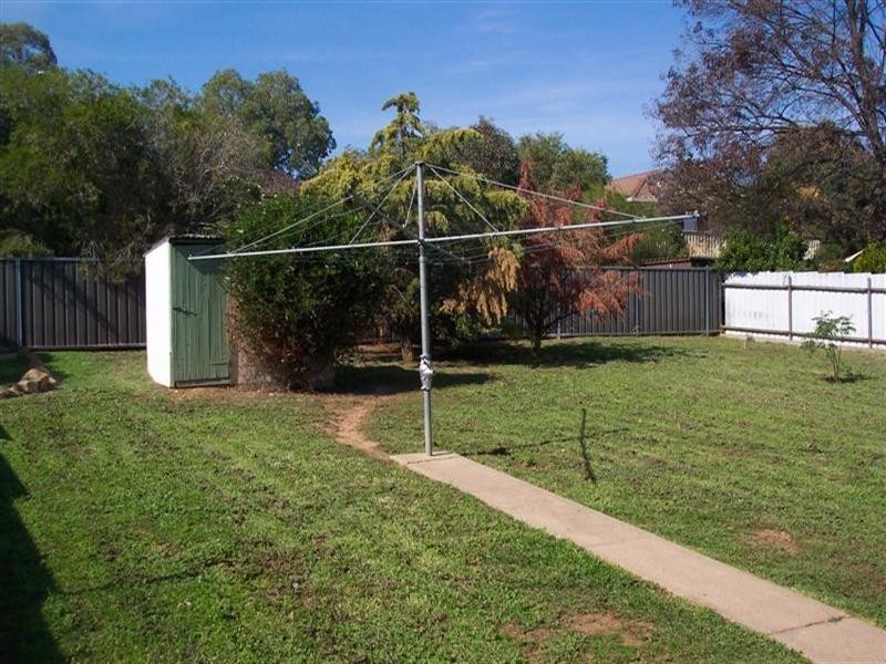 23 Kibbler Street, Cowra NSW 2794