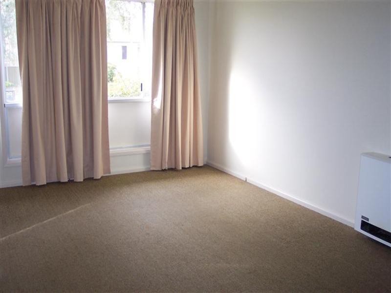 22 Jindalee Circuit, Cowra NSW 2794