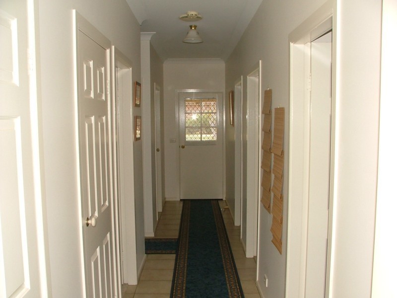 91 Waratah Street, Cowra NSW 2794