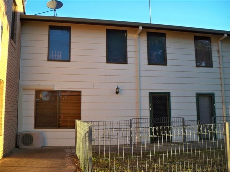 3/118 REDFERN Street, Cowra NSW 2794