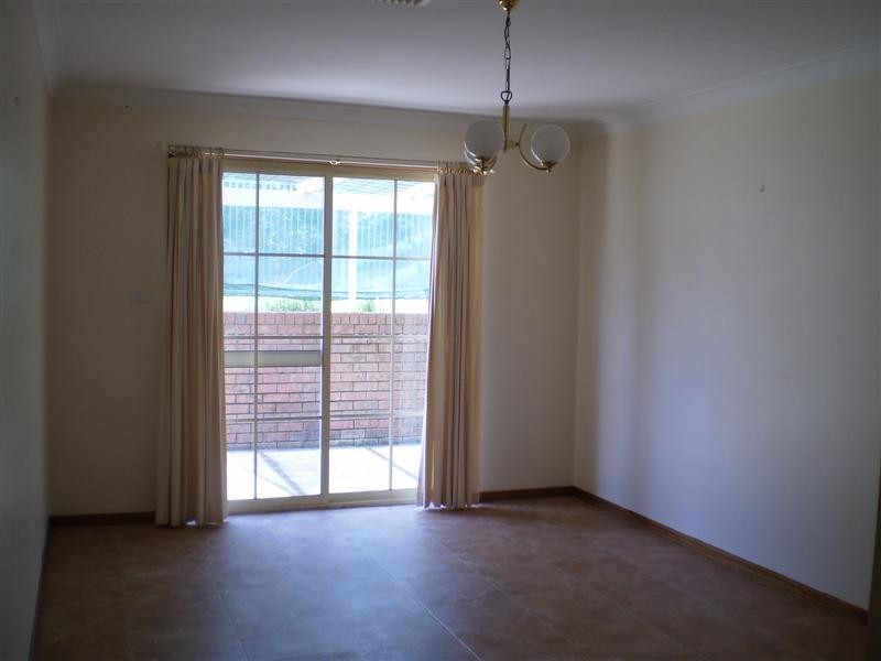 26 Evans Street, Cowra NSW 2794