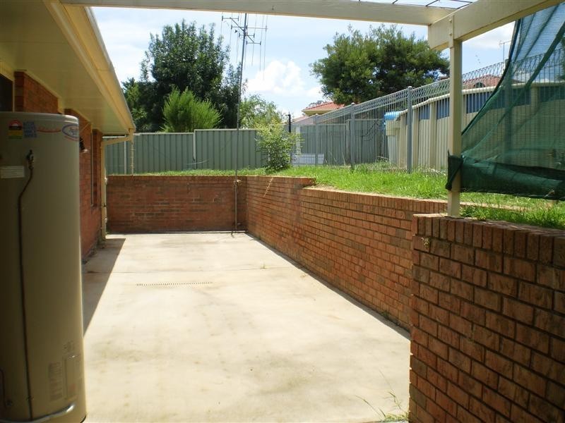 26 Evans Street, Cowra NSW 2794