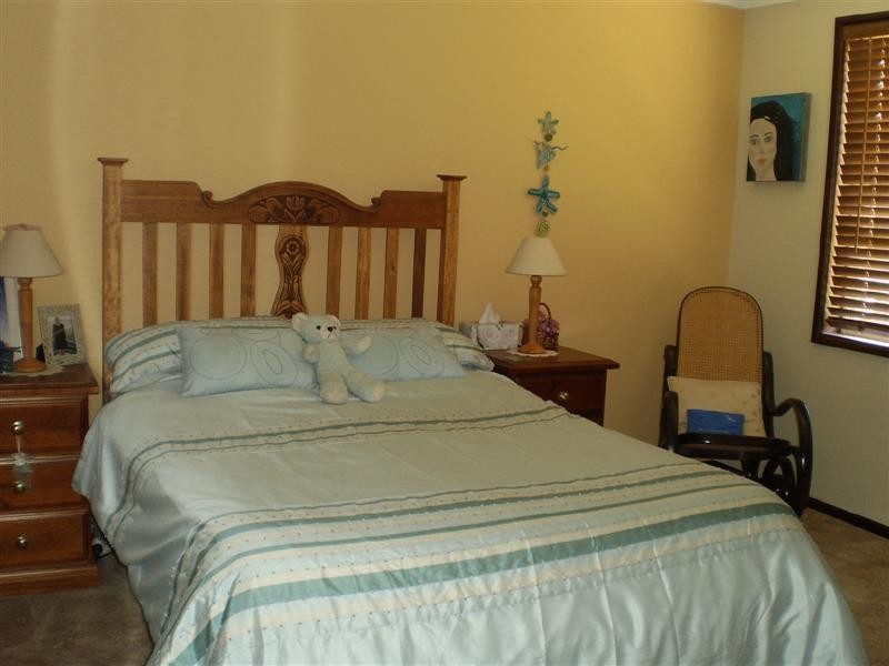 8 Appian Way, Cowra NSW 2794