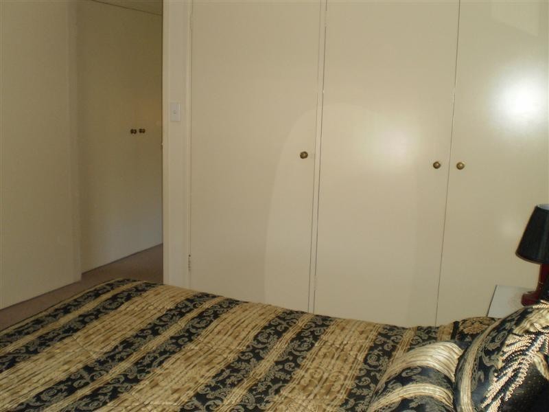 14B Echuca Place, Cowra NSW 2794