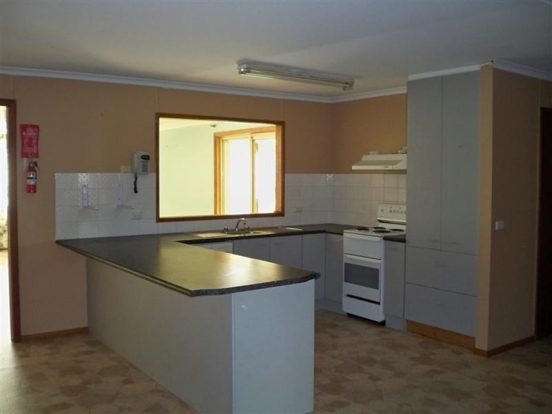 19 Ranken Street, Cowra NSW 2794