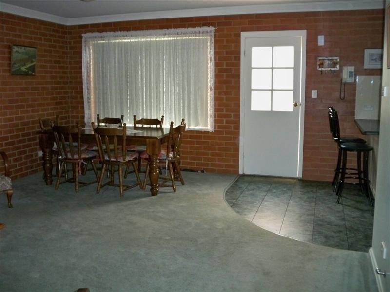 34 Vaux Street, Cowra NSW 2794