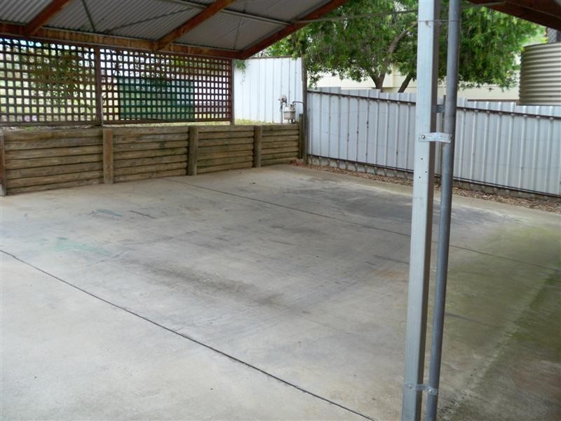 14 SMITH Street, Cowra NSW 2794