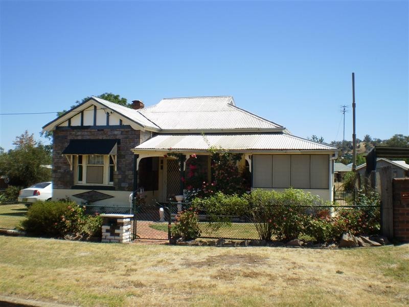 10 BARONGA Street, Cowra NSW 2794
