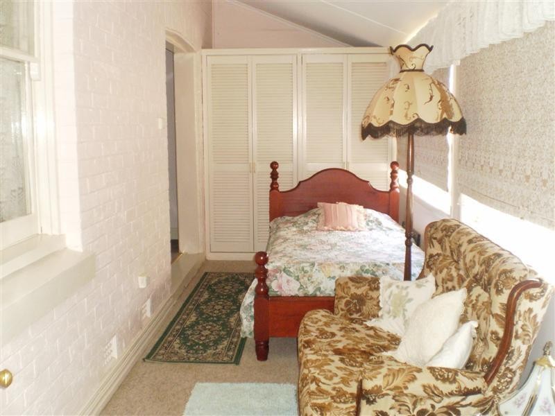 10 BARONGA Street, Cowra NSW 2794
