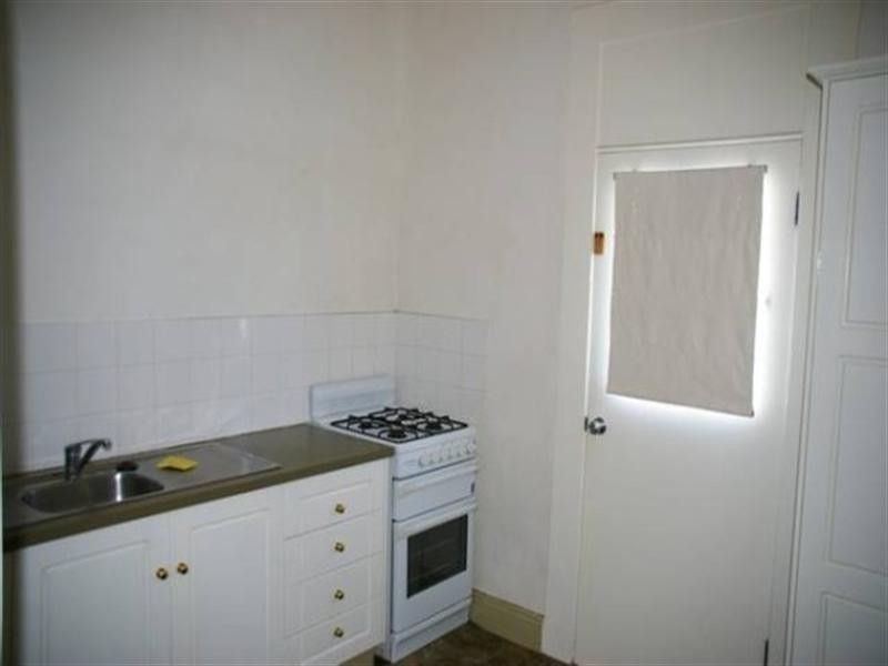 36 Kendal Street, Cowra NSW 2794