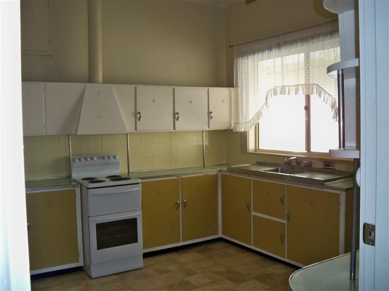 79 Darling Street, Cowra NSW 2794