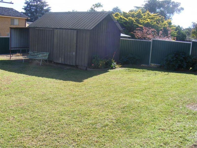38 Kibbler Street, Cowra NSW 2794