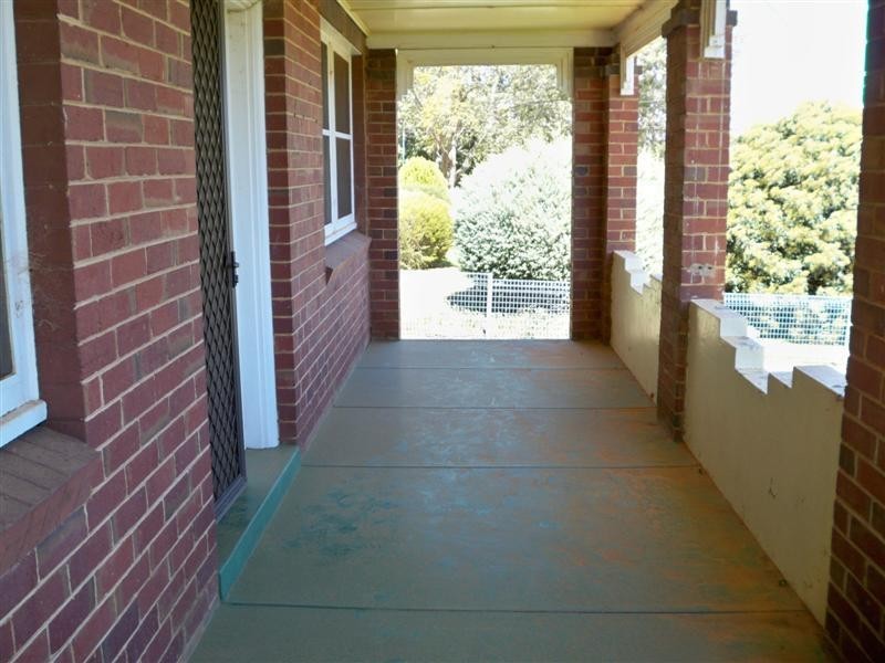 47 Lachlan Street, Cowra NSW 2794