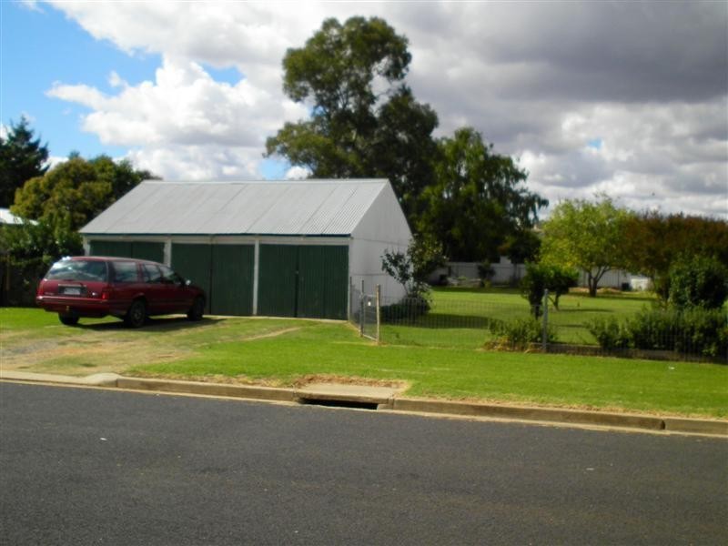 3 Cooyal Street, Cowra NSW 2794