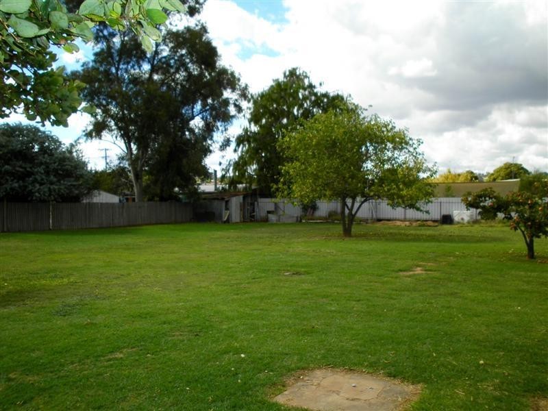 3 Cooyal Street, Cowra NSW 2794