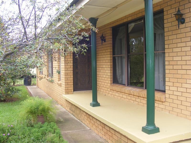 154 Gaskill Street, Canowindra NSW 2804