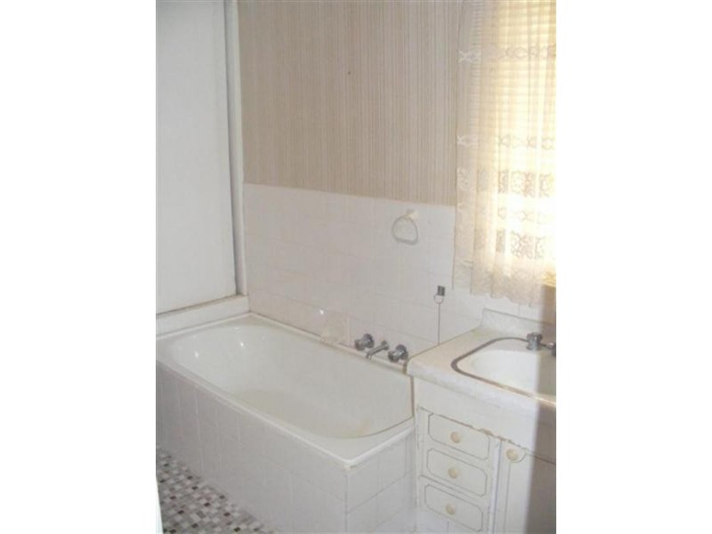 40 Parkes Street, Cowra NSW 2794