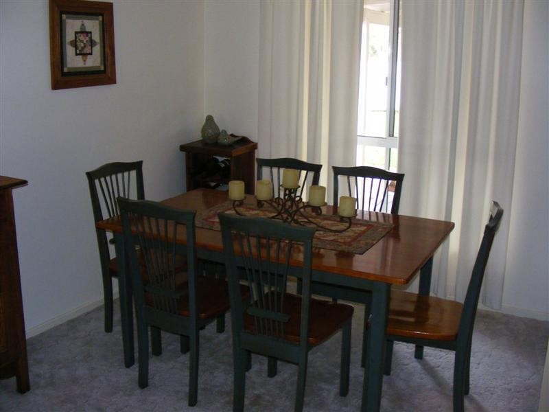 11 Nambucca Circuit, Cowra NSW 2794