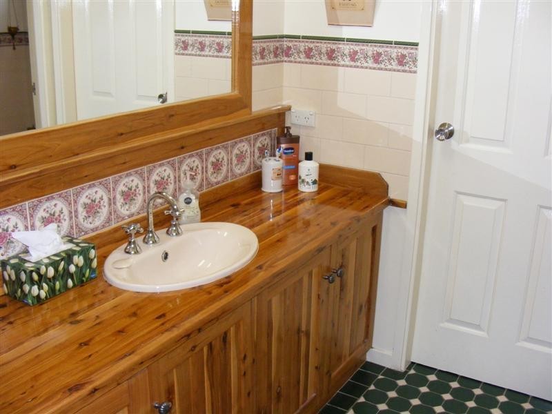 11 Nambucca Circuit, Cowra NSW 2794