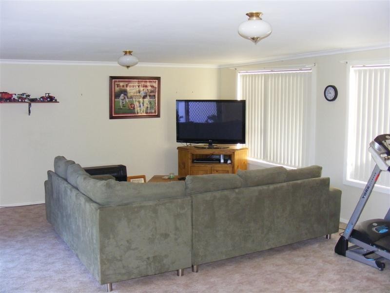 23-25 Bank Street, Gooloogong NSW 2805