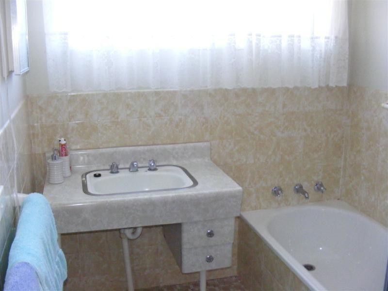 23-25 Bank Street, Gooloogong NSW 2805