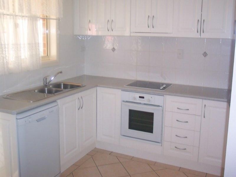 Unit 2/8 Liverpool Street, Cowra NSW 2794