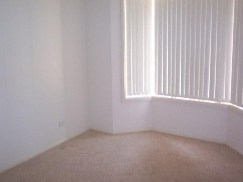 Unit 2/8 Liverpool Street, Cowra NSW 2794