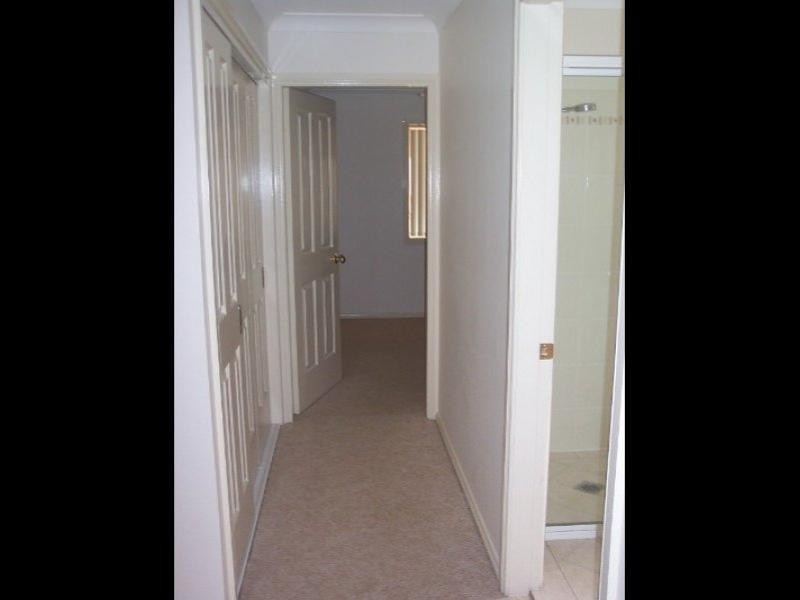 Unit 2/8 Liverpool Street, Cowra NSW 2794