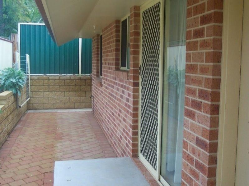 Unit 2/8 Liverpool Street, Cowra NSW 2794