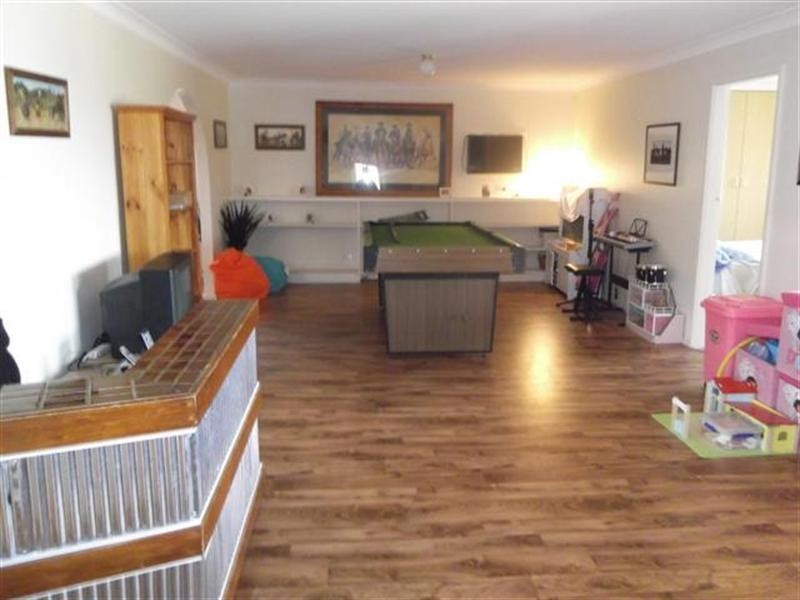 33 Nelson Street, Cowra NSW 2794