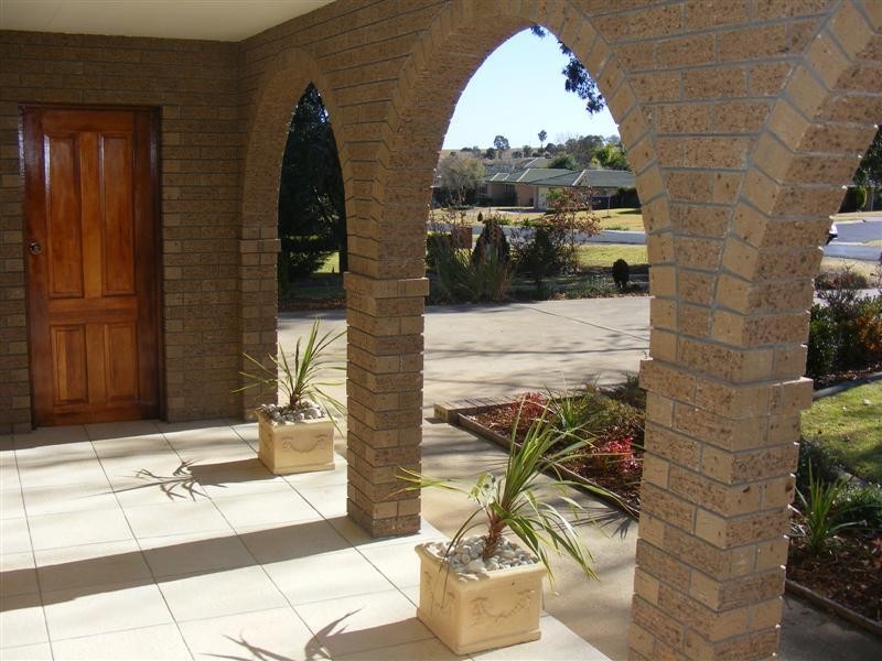 51 Evans Street, Cowra NSW 2794