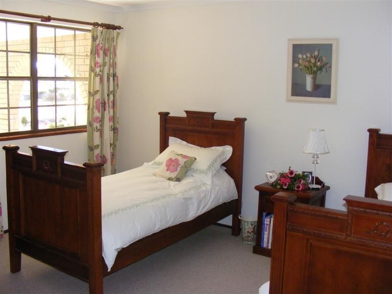 51 Evans Street, Cowra NSW 2794