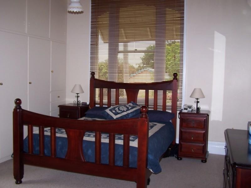 155 Fitzroy Street, Cowra NSW 2794