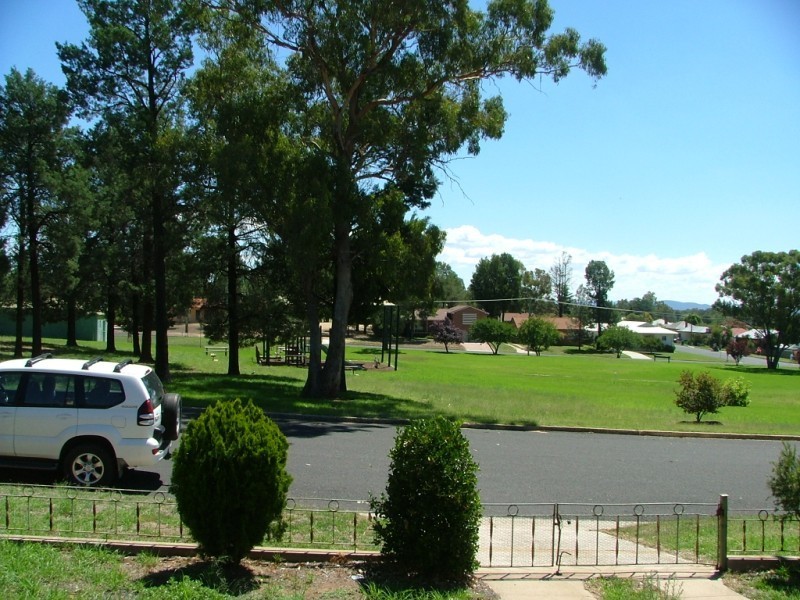 7 Dollar Street, Cowra NSW 2794