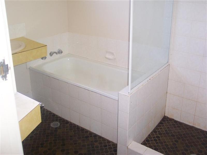 23 Kibbler Street, Cowra NSW 2794