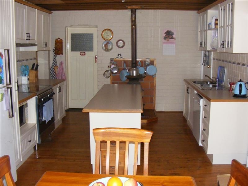 16 Coota Street, Cowra NSW 2794