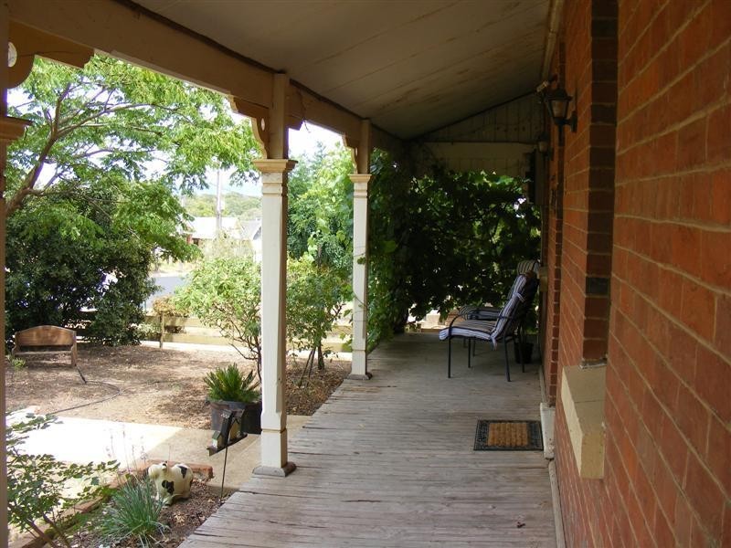 16 Coota Street, Cowra NSW 2794