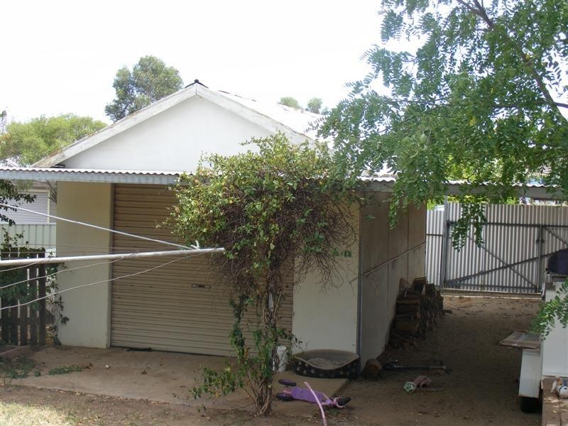 16 Coota Street, Cowra NSW 2794