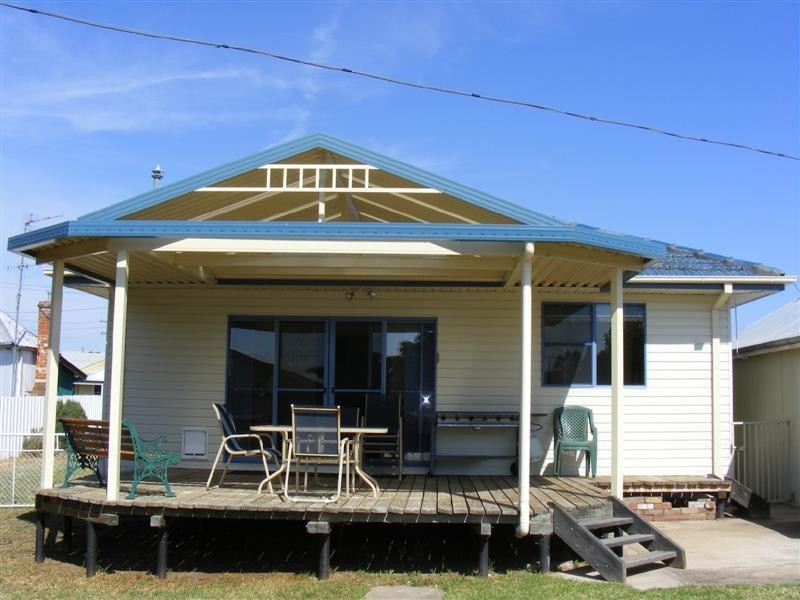 75 Fitzroy Avenue, Cowra NSW 2794