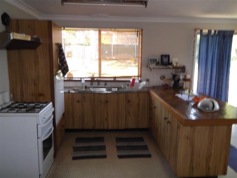 39 Hanna Street, Cowra NSW 2794