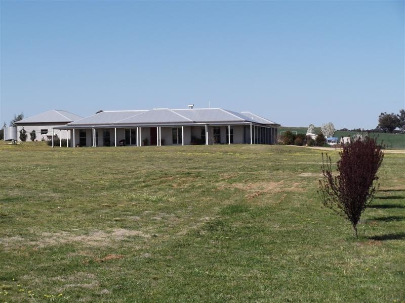 22 Kangaroo Flat Road, Cowra NSW 2794