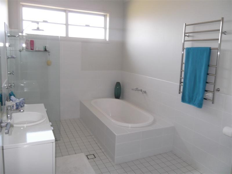 22 Kangaroo Flat Road, Cowra NSW 2794