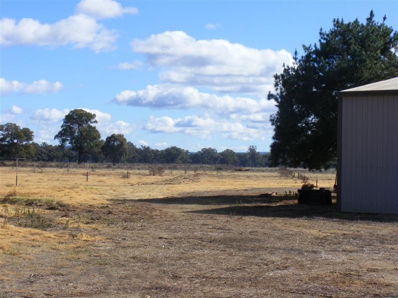 61 Farleigh Reserve Road, Cowra NSW 2794