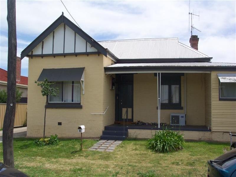 28 PARKES Street, Cowra NSW 2794