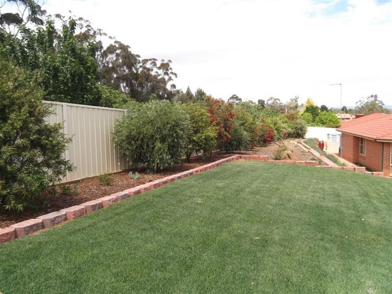 6 Casuarina Close, Cowra NSW 2794